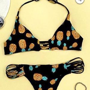NWT Adorable Pineapple Bikini (Small)